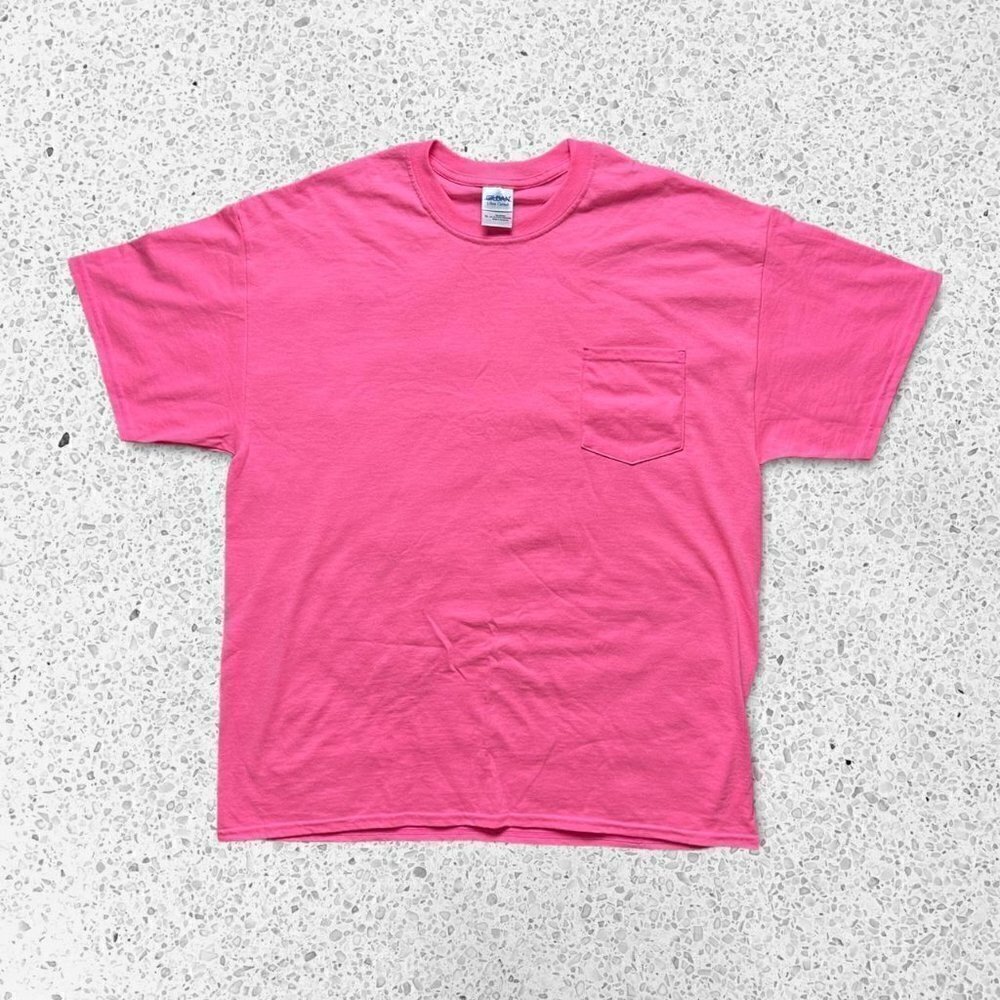 Y2k blank pocket t shirt